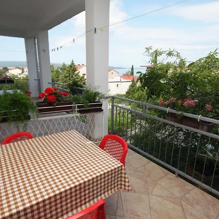 Triple 2379d セルツェ